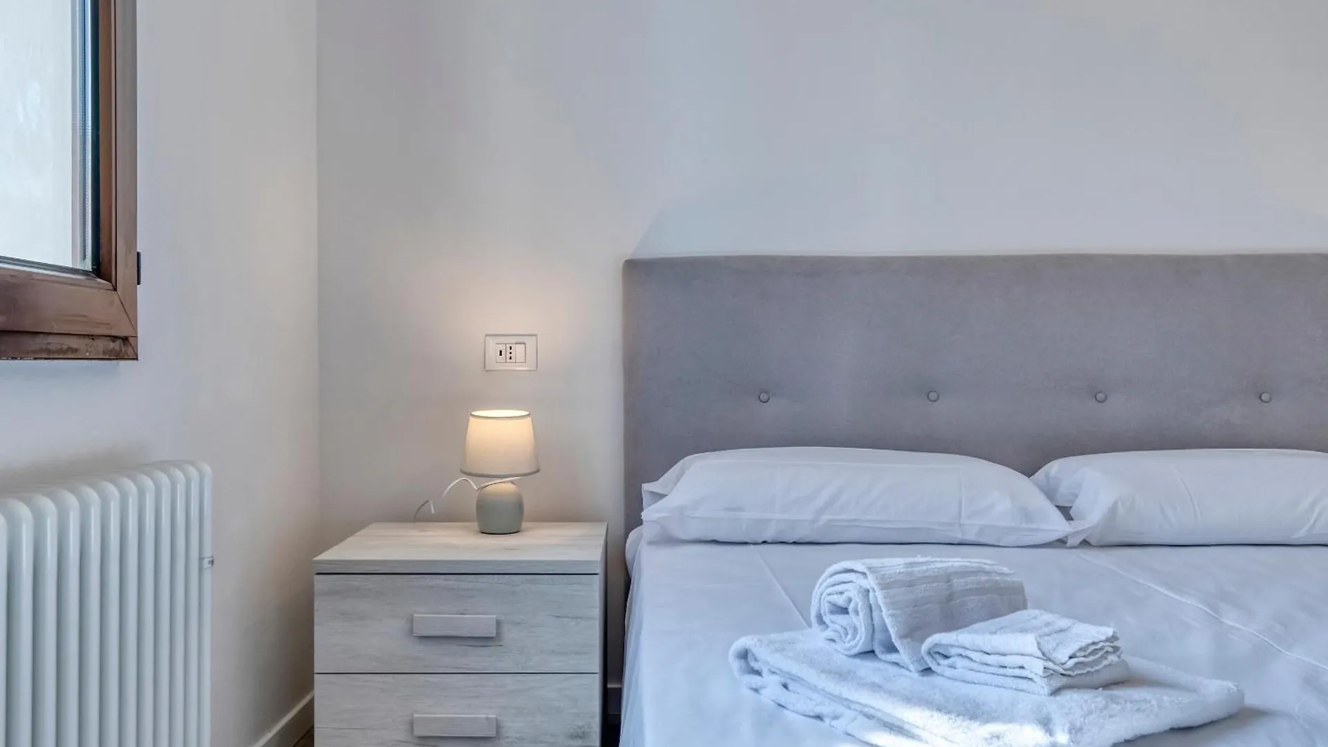 Blueshouse Carracci Bed & Breakfast Bologna