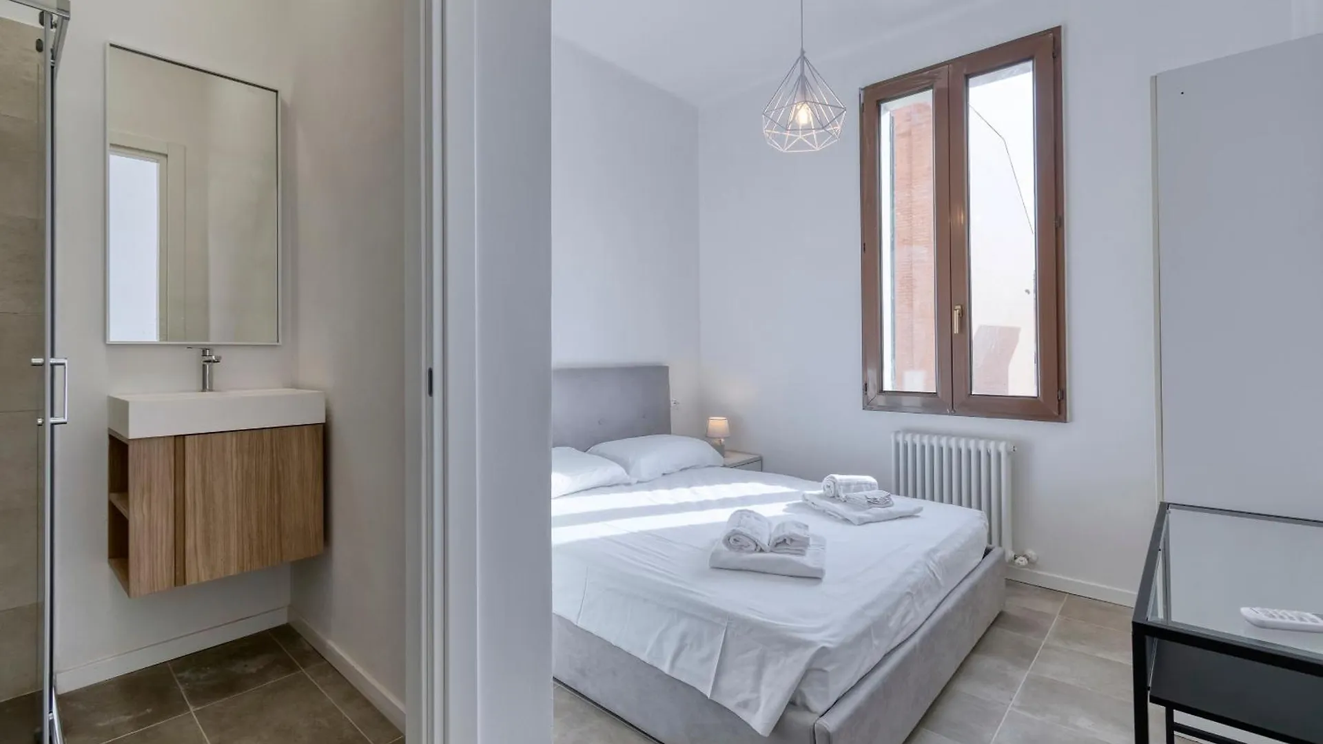 Blueshouse Carracci Bed & Breakfast Bologna 0*,