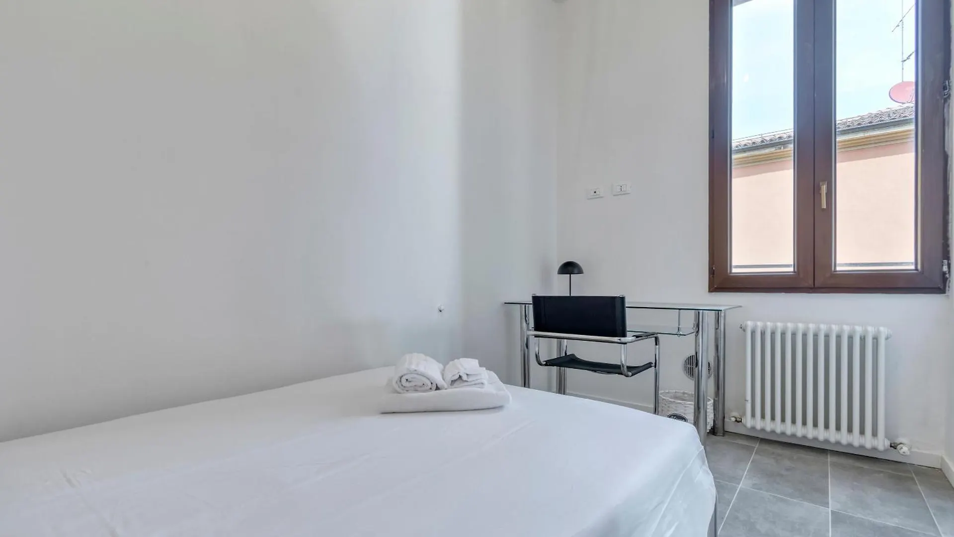 Blueshouse Carracci Bed & Breakfast Bologna